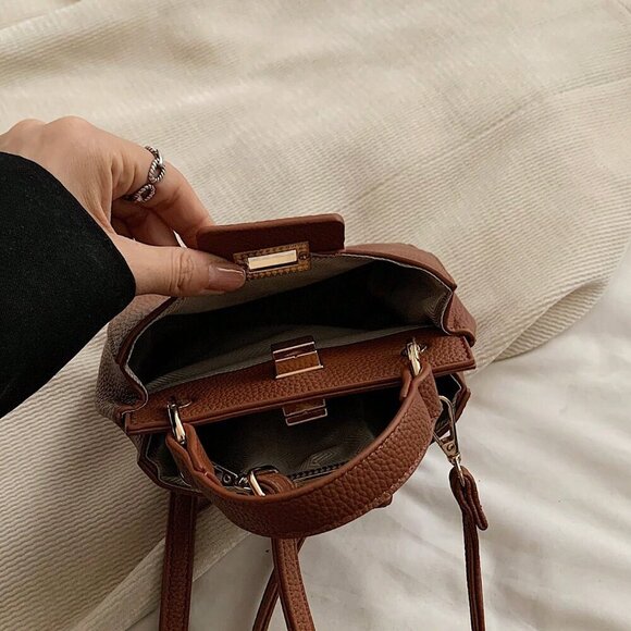 Brown Elegant Women's Crossbody HandBag - Picture 4 of 7